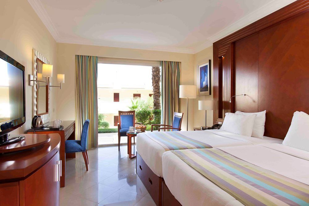 Hotel Xperience Kiroseiz Parkland Sharm El-Sheikh Exterior foto A room at the Hilton Sharm El Sheikh