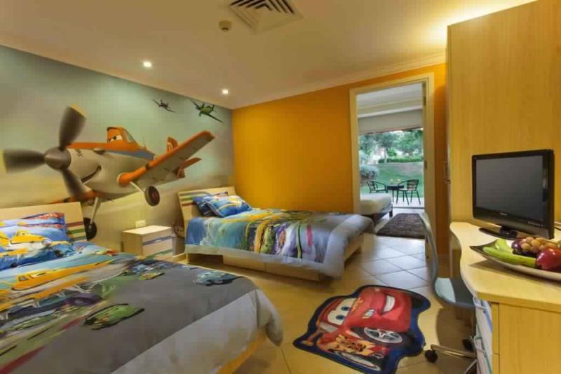Hotel Xperience Kiroseiz Parkland Sharm El-Sheikh Exterior foto A themed room at the Disney Hotel